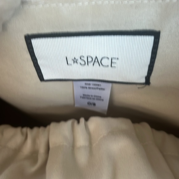 L SPACE TAN DARK BLUE LARGE BEACH TOTE WITH SHOULDER STRAP GOOD USED CONDITION - Picture 5 of 10